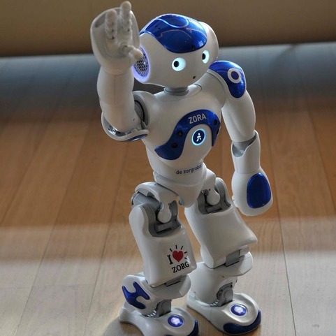 Je bekijkt nu Zora, de tofste robot van de wereld